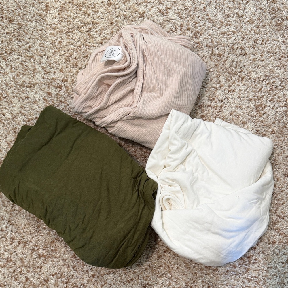 Lou Lou & Company swaddle blanket set